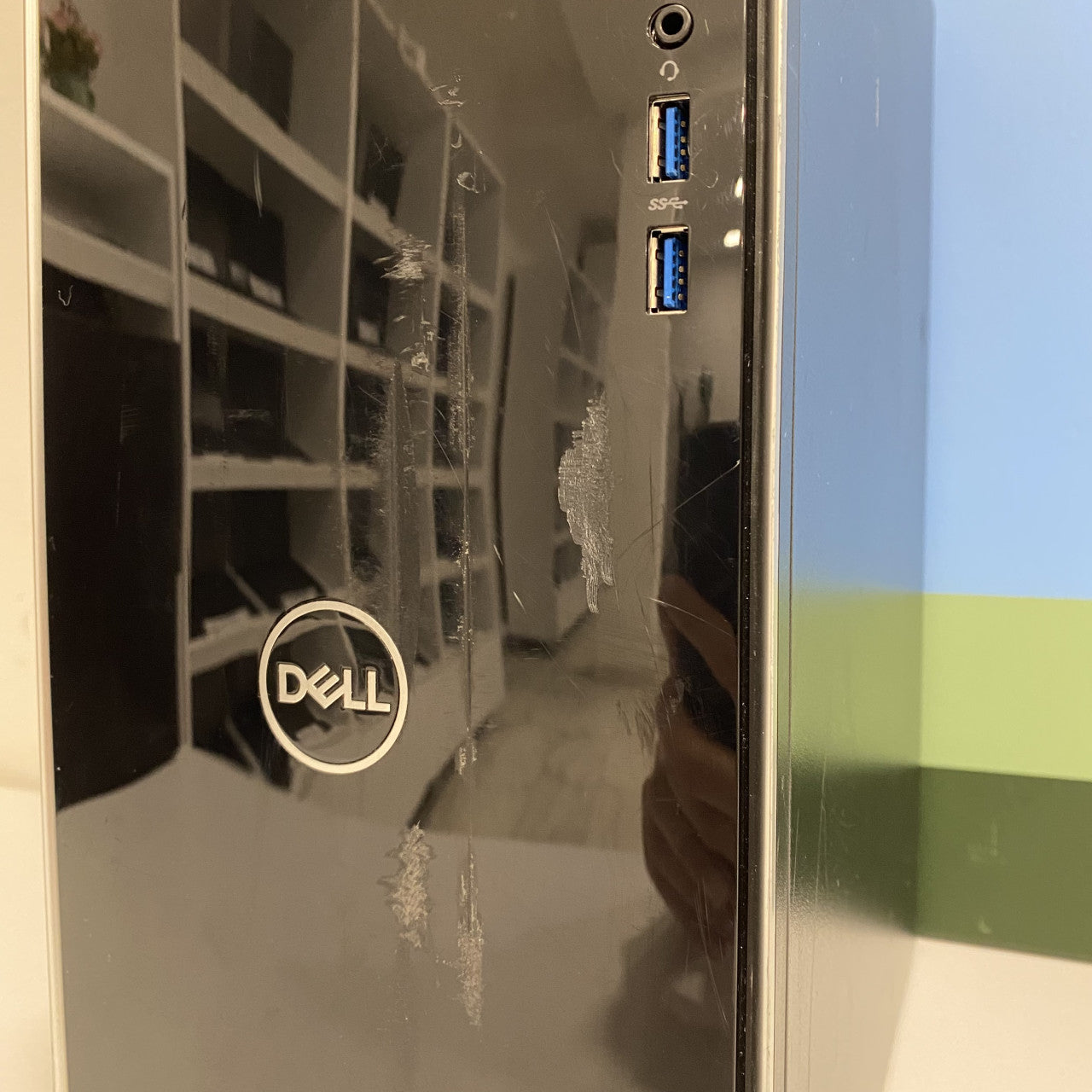 Dell Inspiron Tower 3670 i3-8100 8/256GB