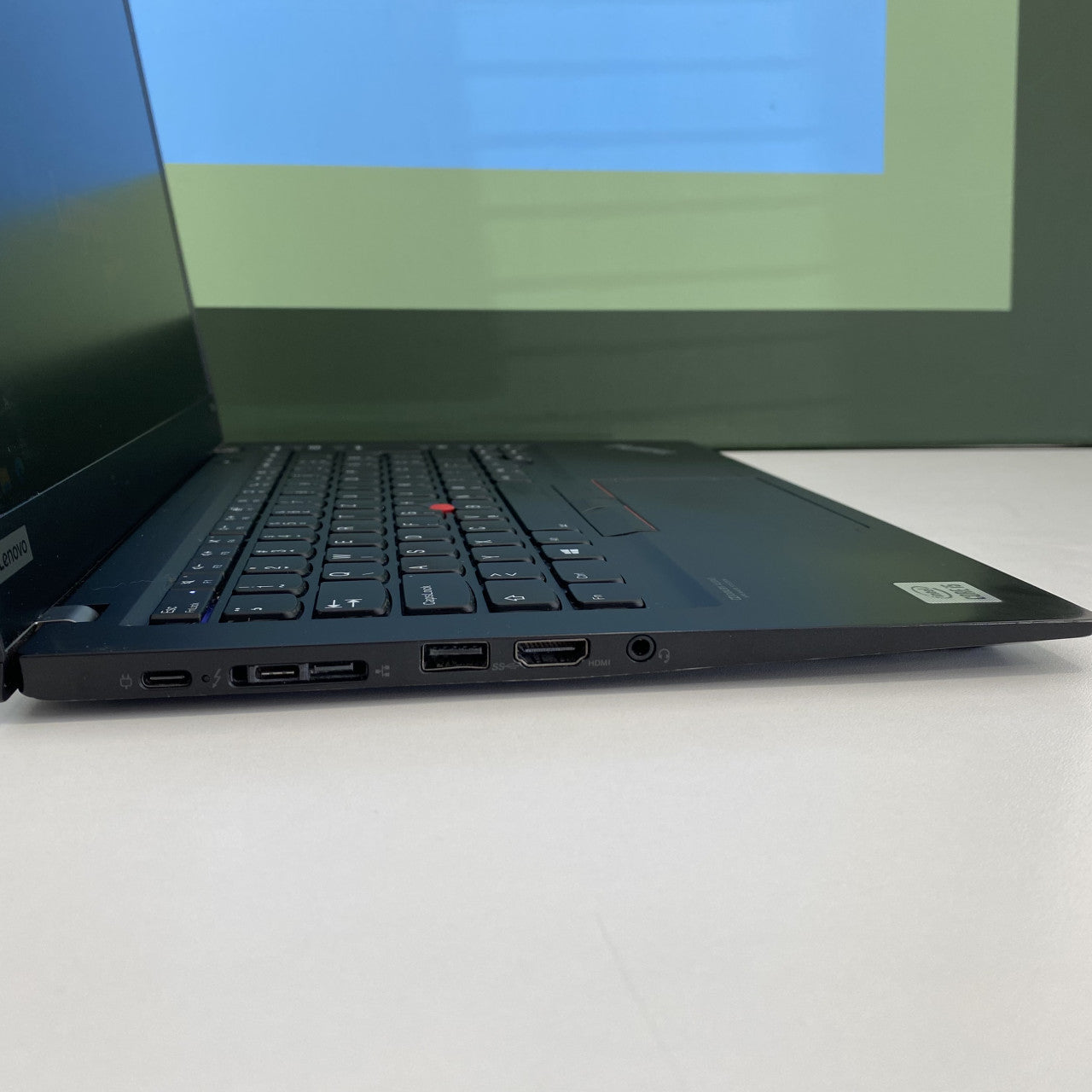 Lenovo ThinkPad T14s Gen1 i5-10210U 16/256GB - Procitati opis