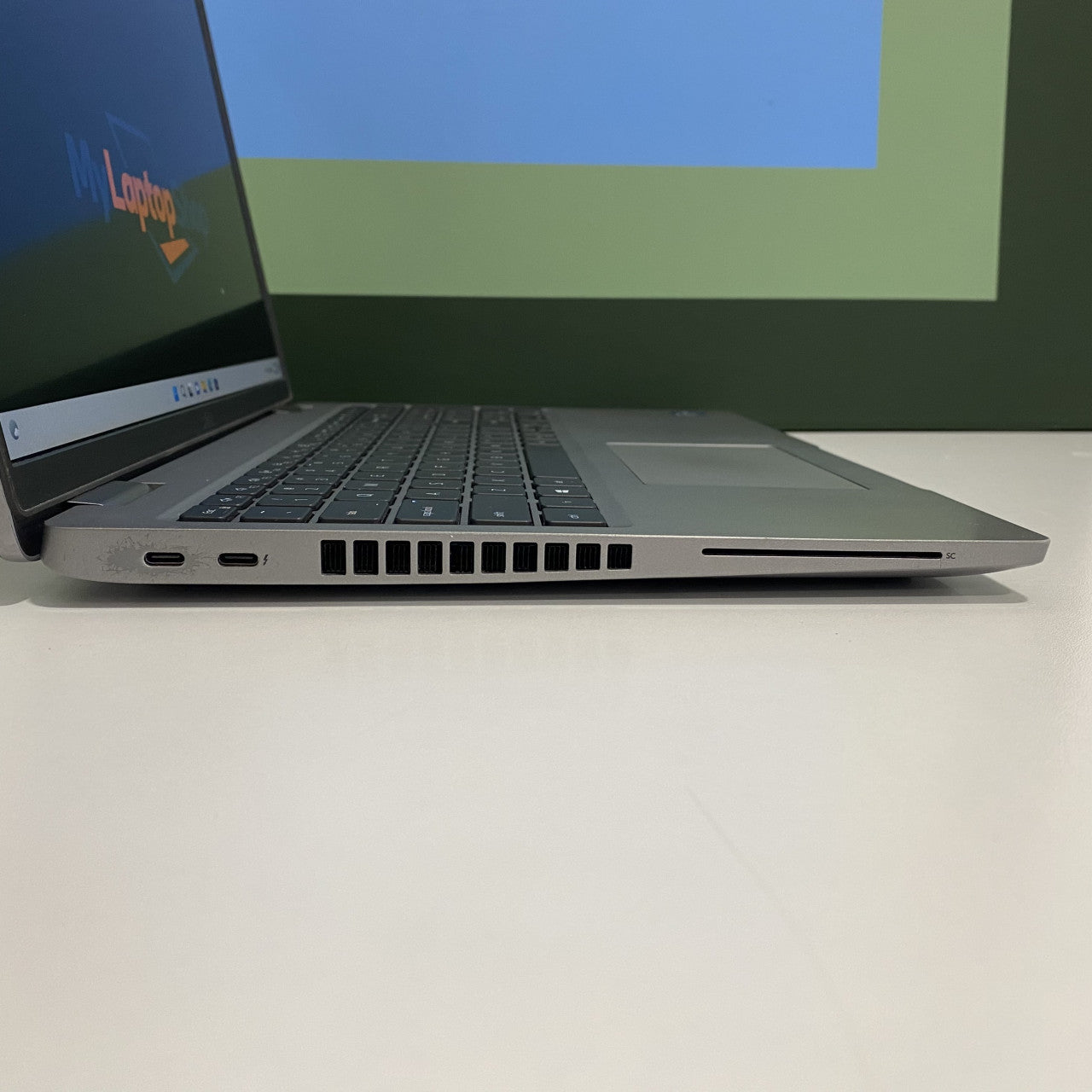 Dell Latitude 5520 i7-1185G7 16/256GB 15.6