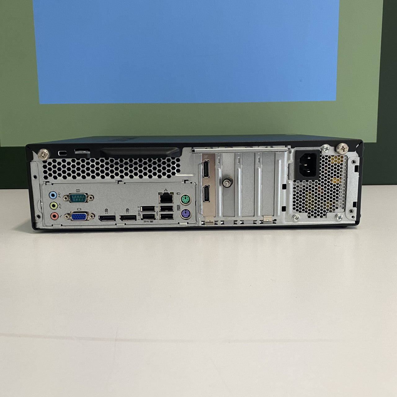 Lenovo ThinkCentre M75s SFF Ryzen 7 PRO 16/256GB