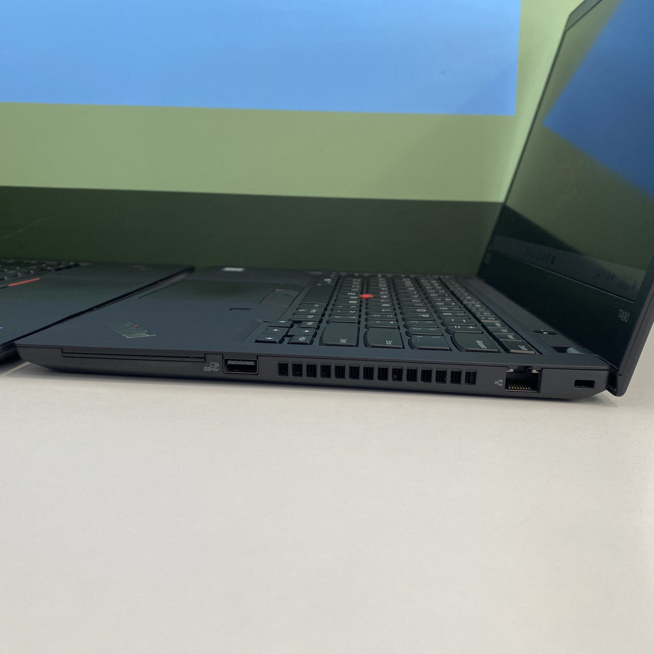 Lenovo ThinkPad T490 i7-8565U 8/256GB
