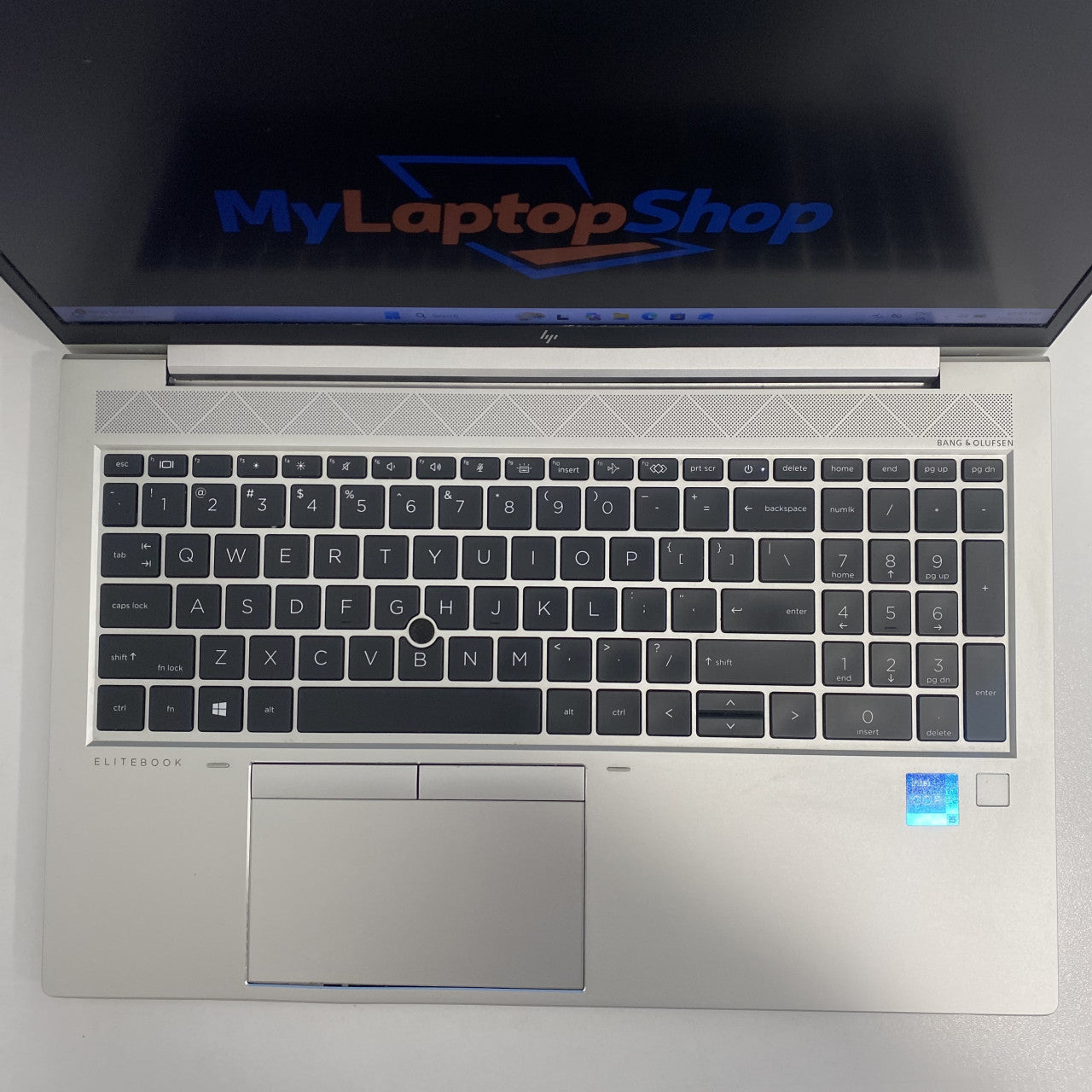 HP EliteBook 850 G8 i5-1135G7 16/512GB - Pročitati opis !