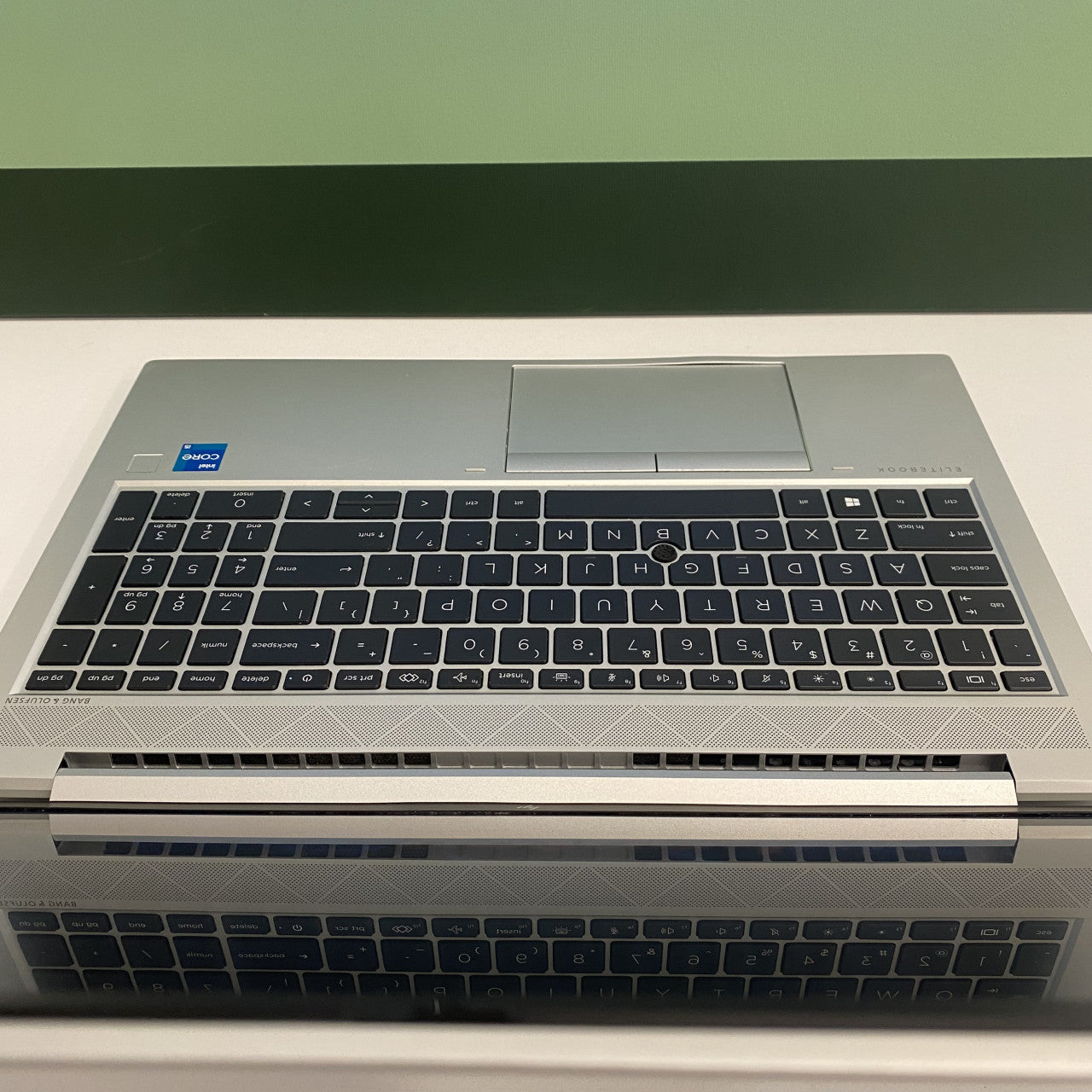 HP EliteBook 850 G8 i5-1135G7 16/512GB - Pročitati opis !
