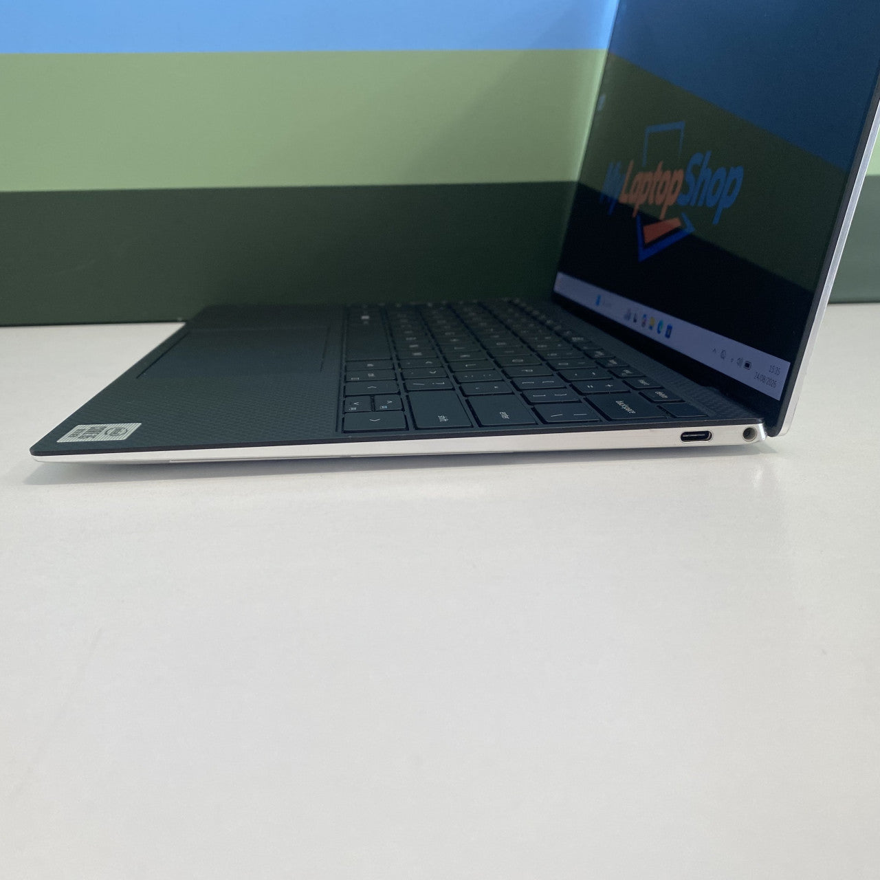 Dell XPS 9300 Touchscreen i5-1035G1 8/256GB