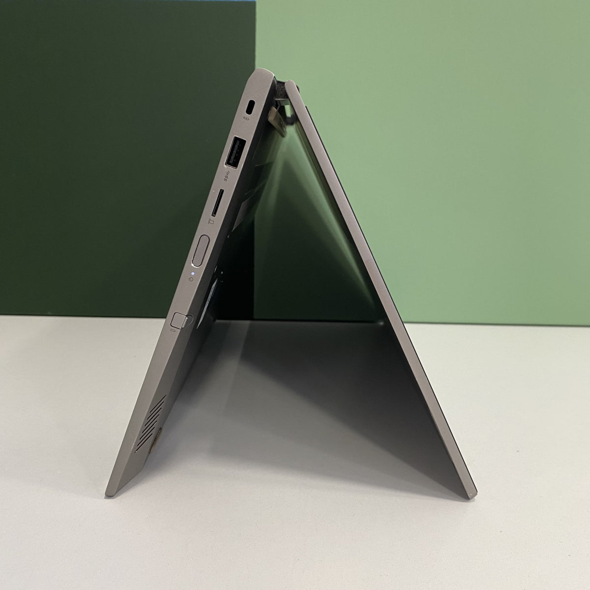Lenovo ThinkBook 14s Yoga Touchscreen 2in1 i7-1165G7 16/256GB