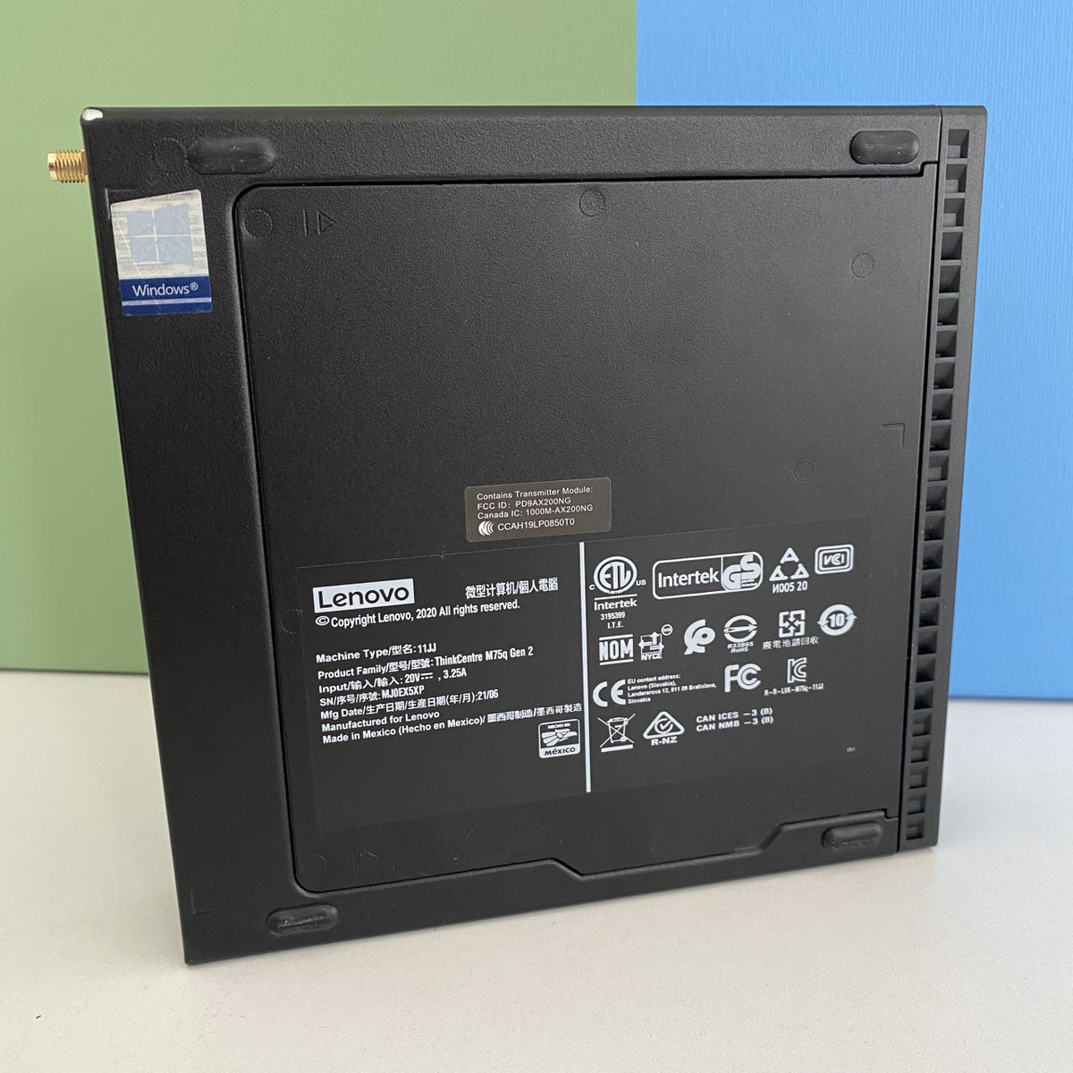 Lenovo ThinkCentre M75q Gen2 Ryzen 5 PRO 4650GE 8/256GB
